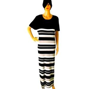 𝅺Ashley Stewart maxi dress